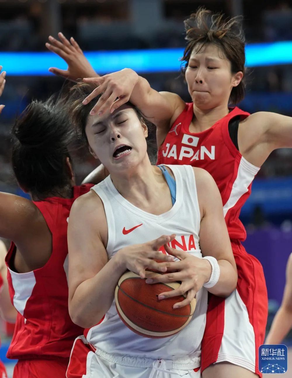 WNBA-李月汝10分8篮板飞翼末节逆转王牌未果(女篮李月汝去哪了)